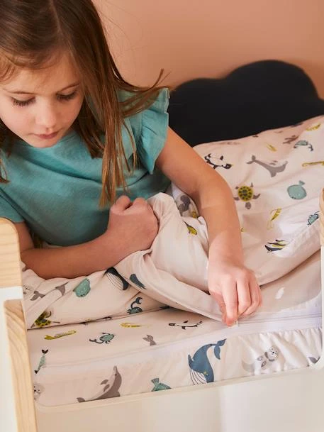 Parure Caradou "facile à Border" Avec Couette ABECEDAIRE MARIN Ivoire Imprimé Animaux - Vertbaudet 3 Parure Caradou "facile à Border" Avec Couette ABECEDAIRE MARIN Ivoire Imprimé Animaux - Vertbaudet – Image 3