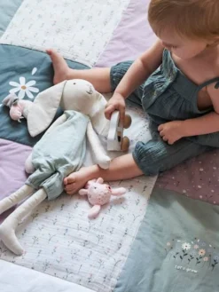 Tapis De Sol Patchwork DOUCE PROVENCE Parme / Multicolore - Vertbaudet -Linge De Lit Enfant Boutique tapis de sol patchwork douce provence 1