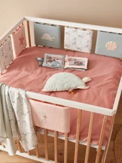 Tour De Lit / Tour De Parc Pare-chocs SOUS L'OCÉAN Rose - Vertbaudet -Linge De Lit Enfant Boutique tour de lit tour de parc pare chocs sous locean 1